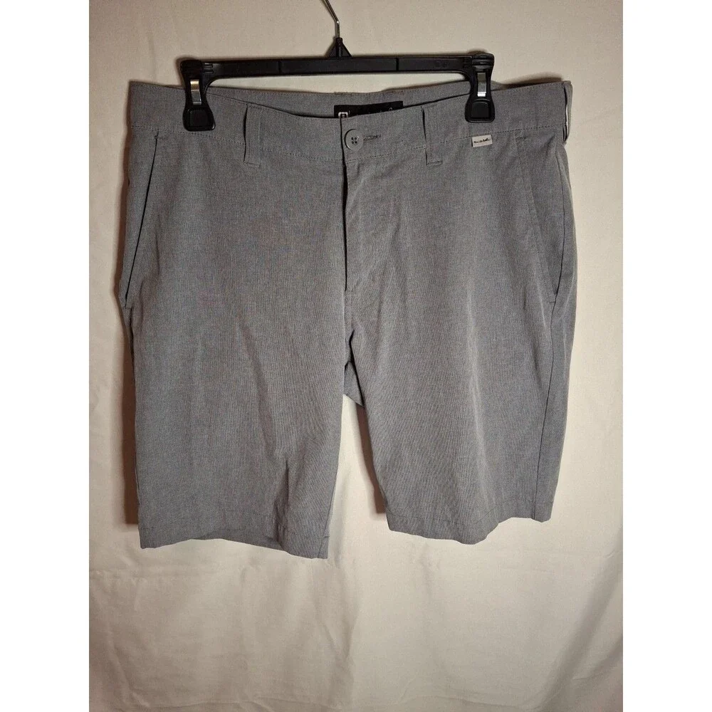 TRAVIS MATHEW Men's Strech Waistband Shorts Ligh Grey Golf Size 32 (1518)